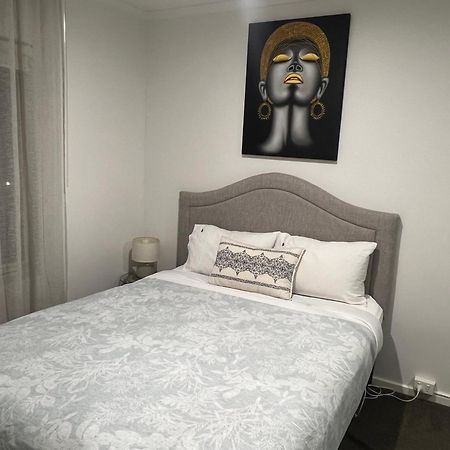 Adelaide Cbd Apartment - 3Br, 2Bath & Carpark Екстер'єр фото